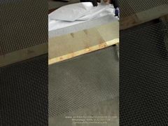 Vea por qué elegir la malla arquitectónica Diamond para fachadas con aberturas personalizables