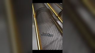 Soluciones de pantalla metálica personalizadas de malla arquitectónica púrpura