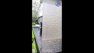 Cortina de agua para aplicaciones interiores y exteriores.
