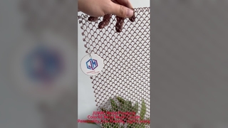 Cortinas metálicas coloridas Cortinas de malla metálica Cortinas metálicas decorativas Pri de lujo personalizado y ligero