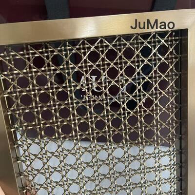 Enmarcación y Tensión de Mallas Arquitectónicas Mallas Metálicas Decorativas Ideales para Revestimiento de Fachadas, Divisiones Interiores y Diseños de Techos