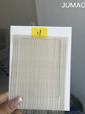 Vidrio de malla de metal laminado de alta claridad ideal para la cocina de la puerta corredera de partición