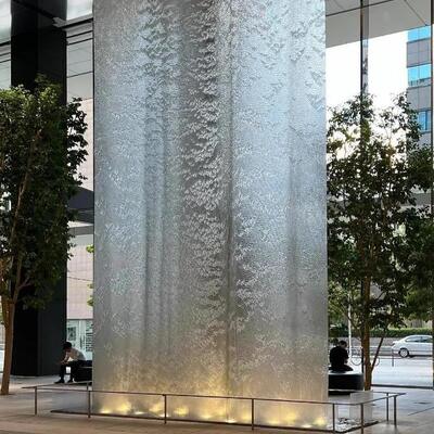 Ilustraciones en cascada dinámicas del paisaje acuático de la cortina de agua del acero inoxidable de la escultura de la pared del agua